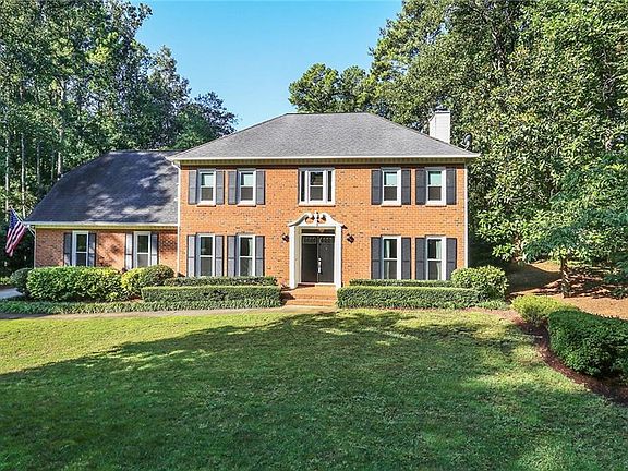 2nd image of 1258 Woodcliff Ct
