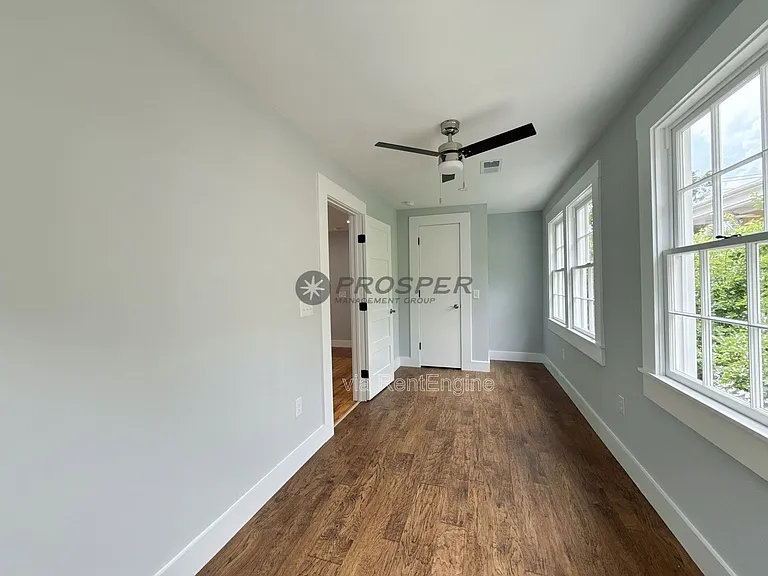 250 Rutledge Ave #B — Photo 15