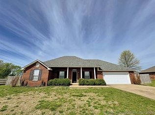 14947 N Tyler St, Tahlequah, OK 74464