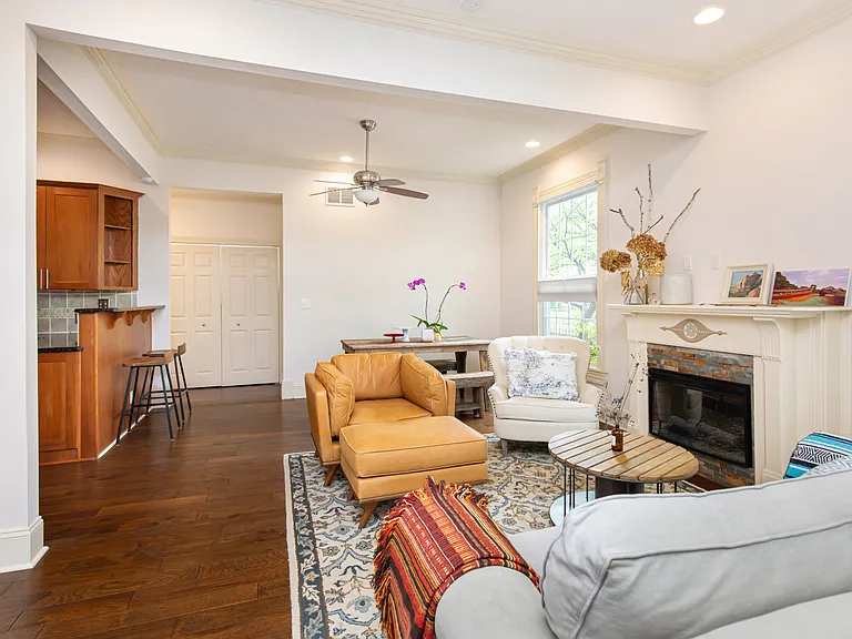 1502 Woodlawn Ave — Photo 25