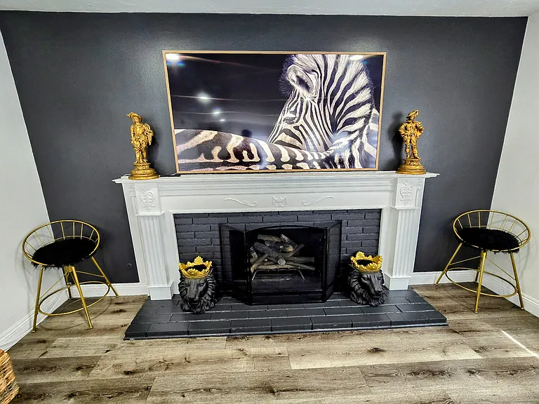 2548 E Wilson Ave — Photo 97