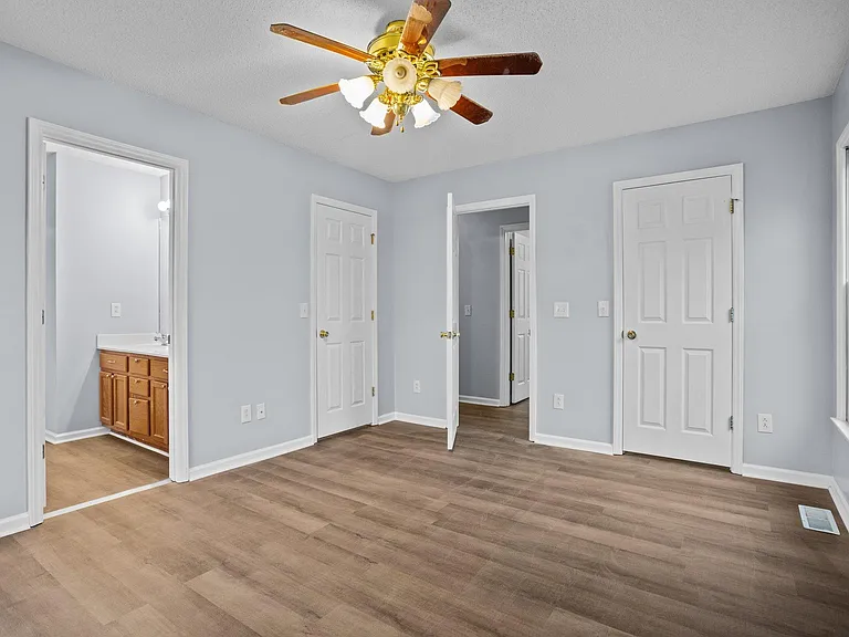 6818 Salem Quarter Rd — Photo 21