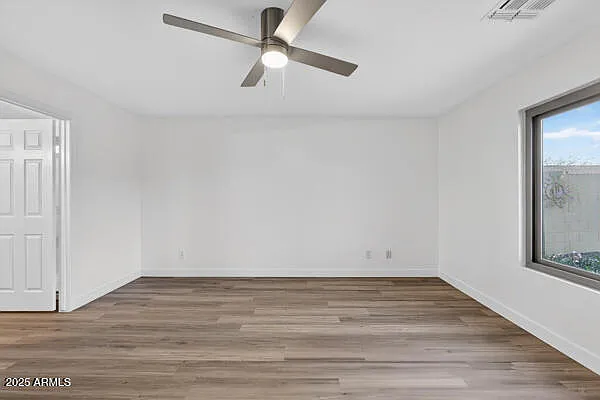 11101 E Abilene Ave — Photo 35