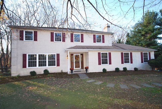 1st image of 707 Wickersham Ln