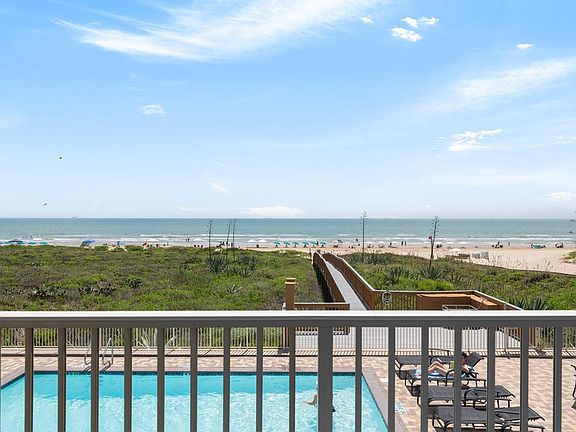 3rd image of 2700 Gulf Blvd #101