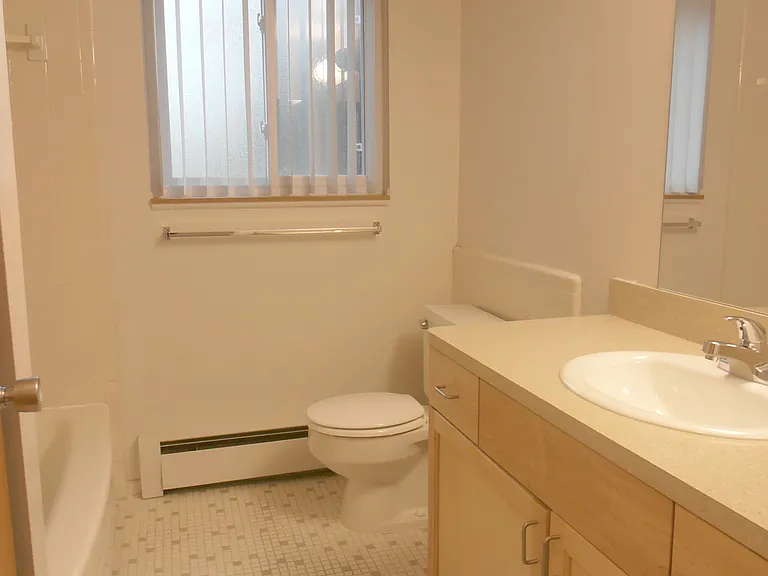 614 E Lincoln Ave #212 — Photo 7
