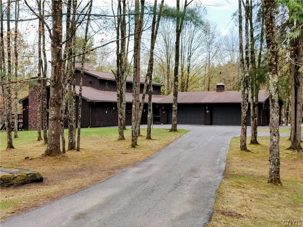 2542 Miliddy Ln, Camden, NY 13316