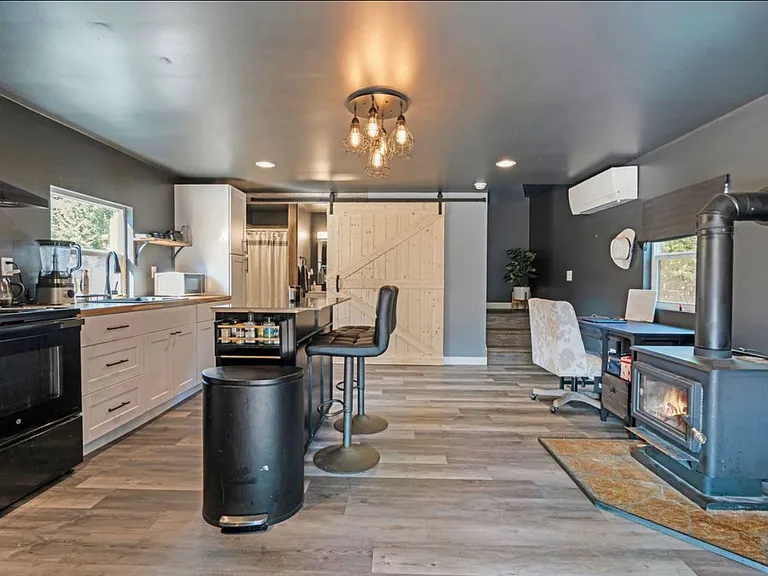 110 Mountain Meadow Rd — Photo 28