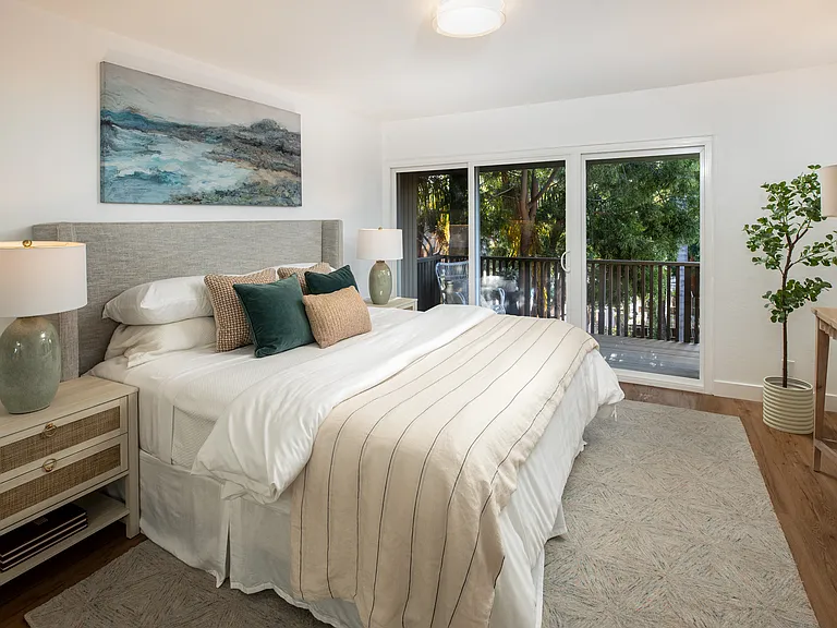 Solano Apartments — Photo 74