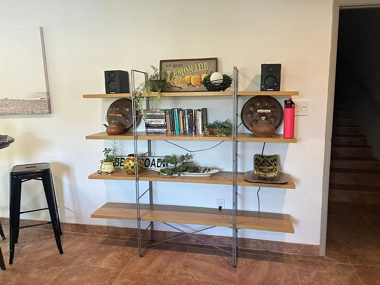 2440 N Gower St #B — Photo 8