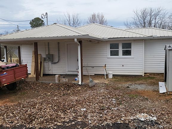 4th image of 120 Lathem Dr