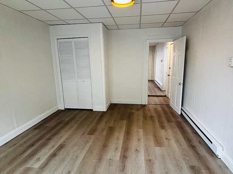 289 Chelsea St #2 — Photo 3