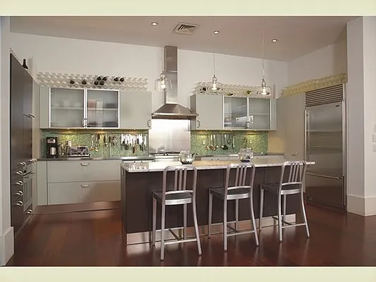 Sold by Stribling | media 7