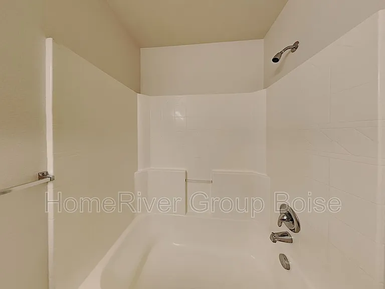 1904 W Havenwood Ave — Photo 10