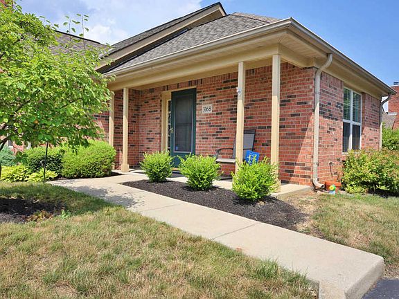 3rd image of 3168 Pine Manor Blvd