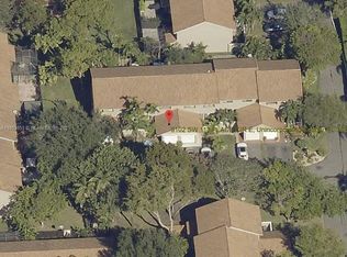 9102 SW 113th Place Cir E, Miami, FL 33176
