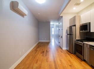 588 Grandview Ave #2E, Ridgewood, NY 11385