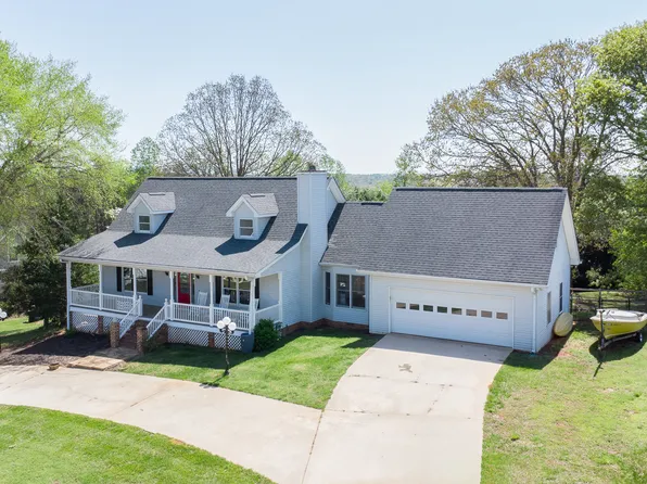 188 Grand View St, Dahlonega, GA 30533