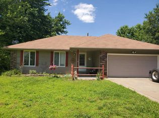 2125 W Homestead Ct, Nixa, MO 65714