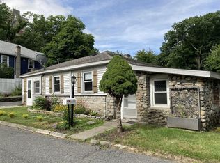 10-R Miles Ave, Shrewsbury, MA 01545