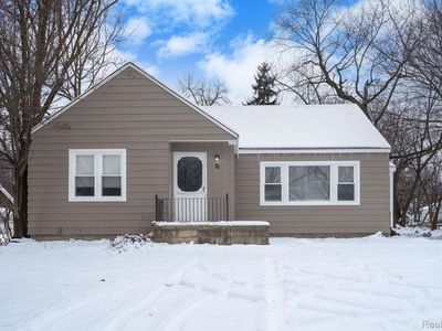 76 Scott Lake Rd, Waterford, MI, 48328