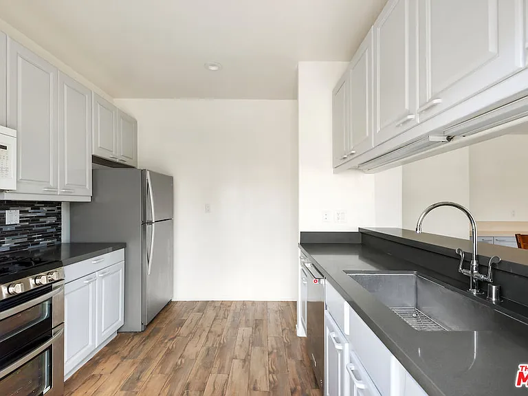 1800 Butler Ave #105 — Photo 13