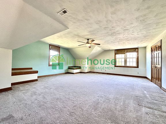 3rd image of 700 Middle Ridge Dr
