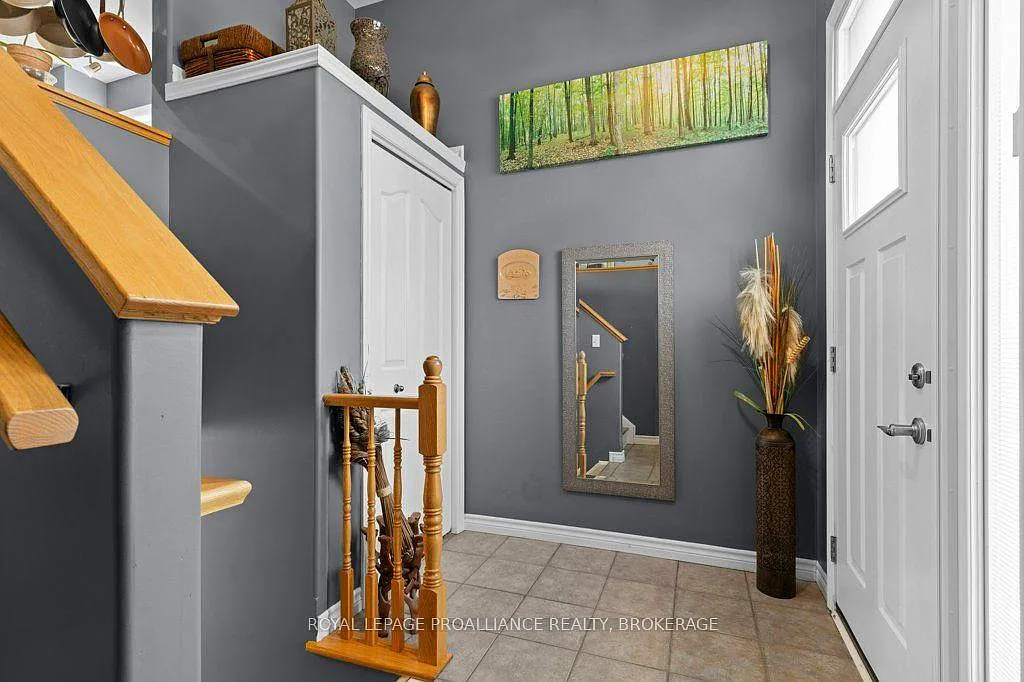 4 bed, $2,800 — Photo 4