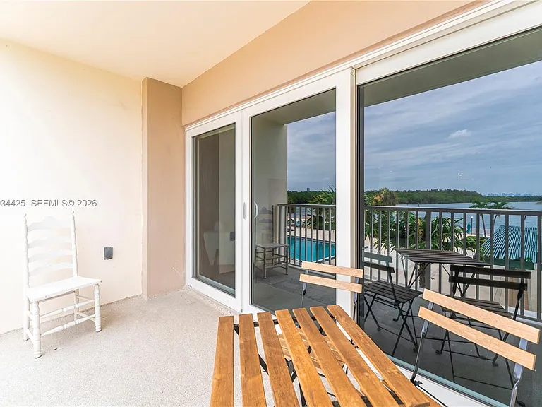 300 Bayview Dr #214 — Photo 30
