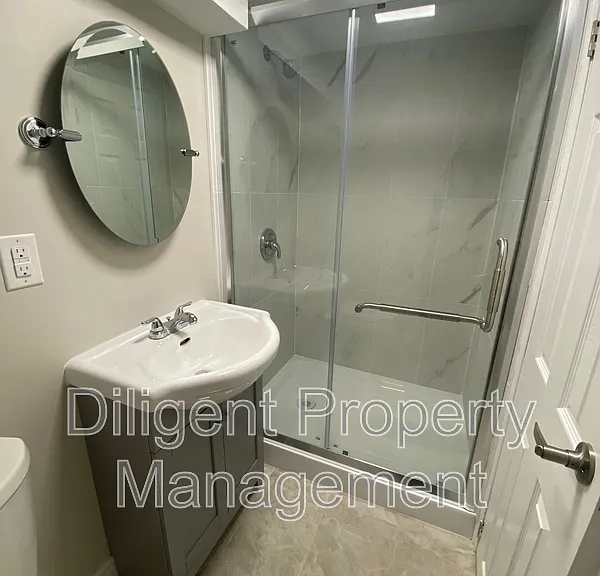 1528 Redwood Dr #LOWER — Photo 16