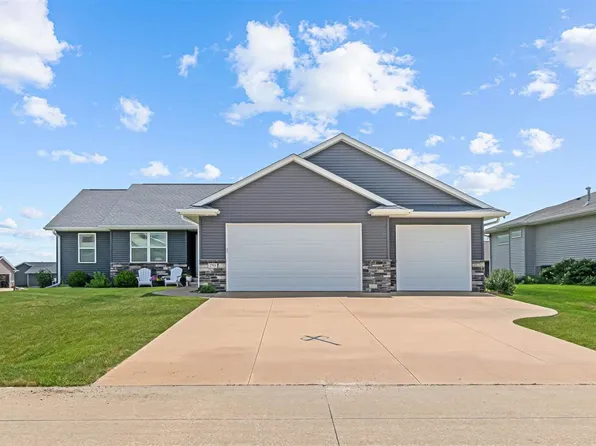 2793 Creekview Trl, Palo, IA 52324
