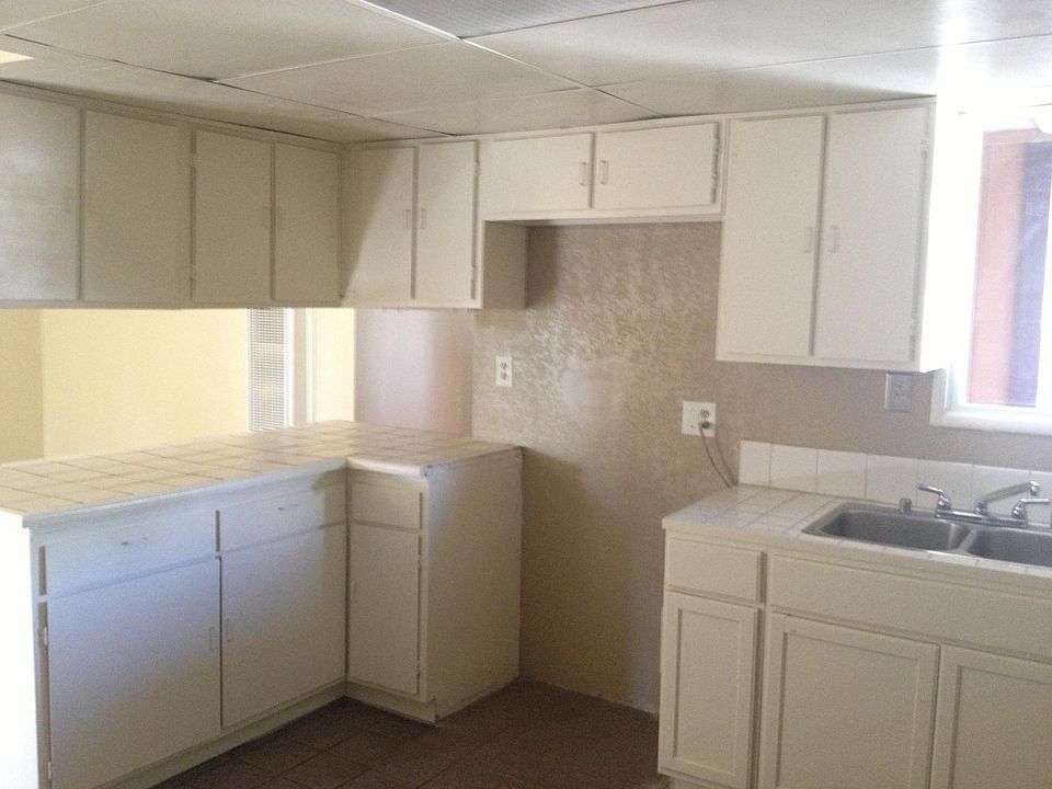 2nd image of 38233 Carolside Ave