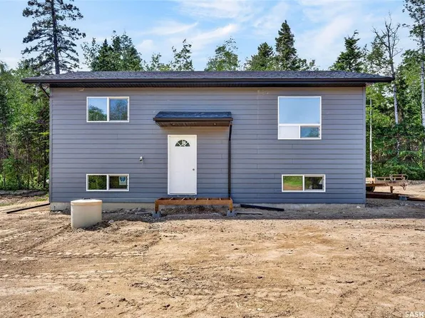 209 Central AVENUE S, Christopher Lake, SK S0J 0N0