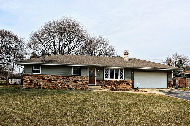 1st image of 955 Hollybrook Dr