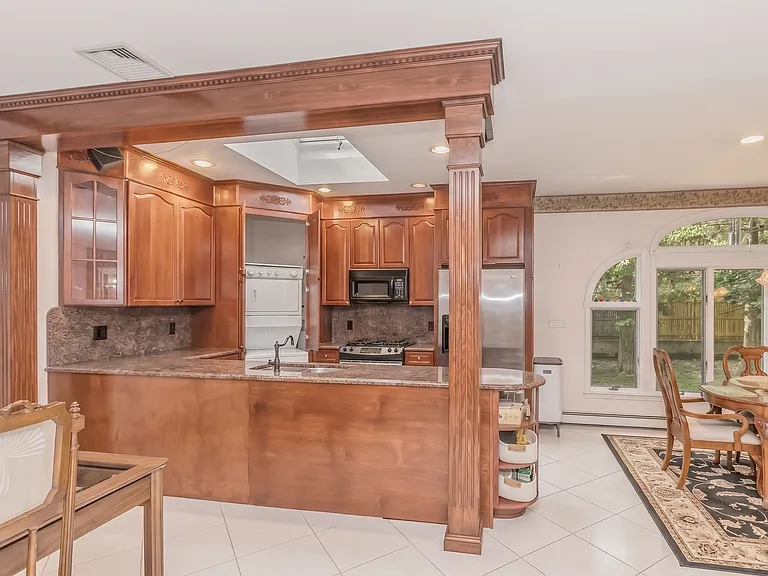 1 Brothers Ct — Photo 6