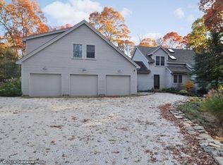 60 Oak Forest Dr, Little Compton, RI 02837