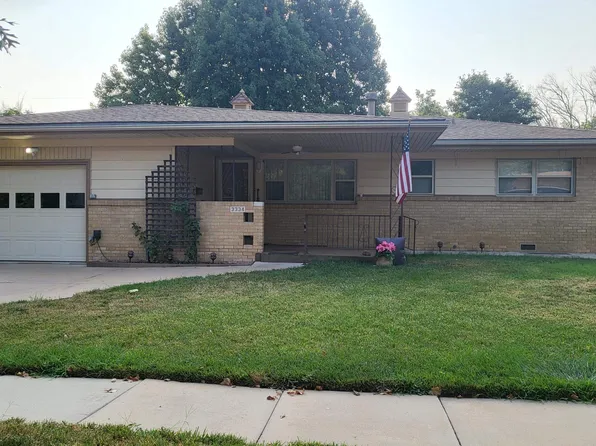 3334 S Oak St, Wichita, KS 67217