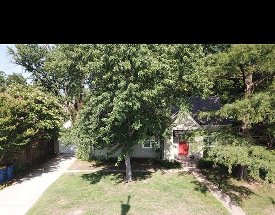 1st image of 819 S Burdick St