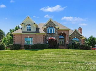 132 Sink Farm Rd, Mooresville, NC 28115