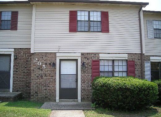 1st image of 205 Wildwood Dr