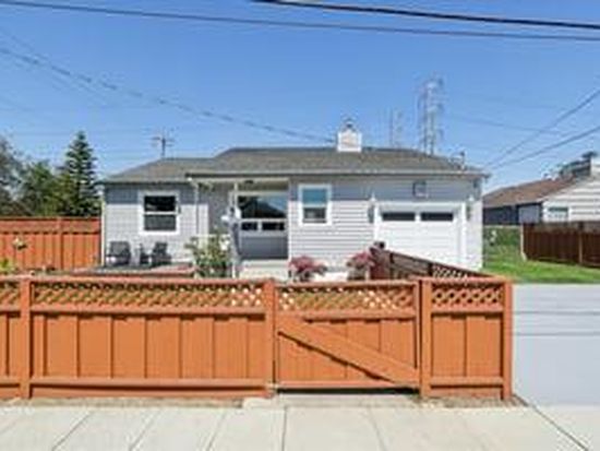 136 N Rochester St, San Mateo, CA 94401