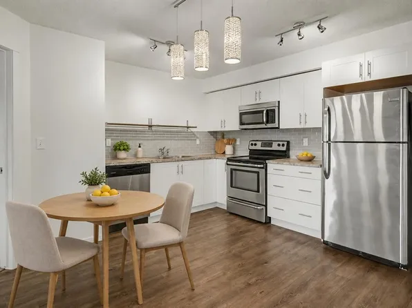 755 S Copperpond Blvd SE #3210, Calgary, AB T2Z 4R2