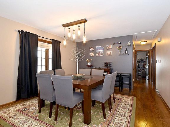 5th image of 417 N Elmwood Ave