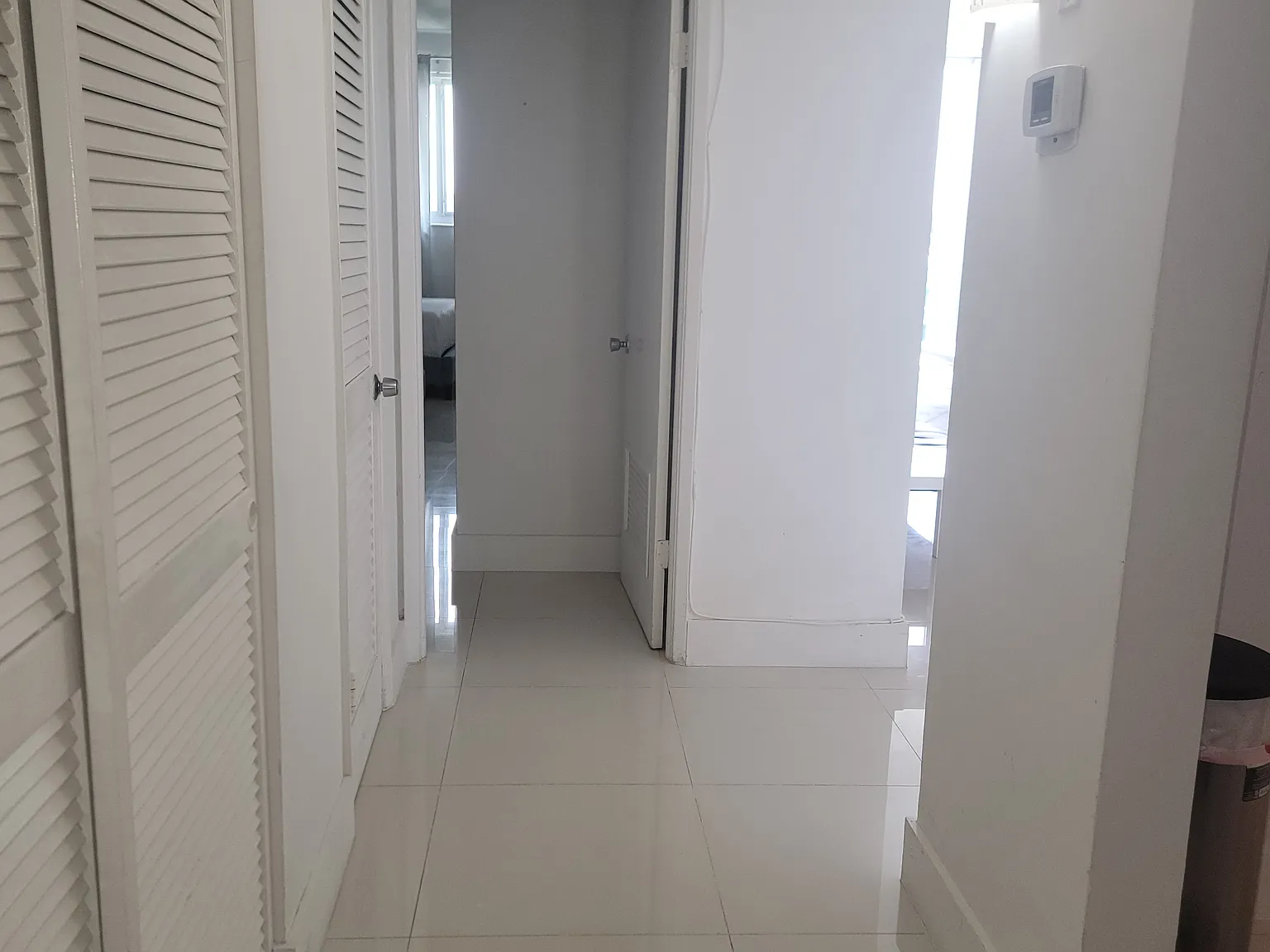 1 bed, 1.5 bath, 1000 sqft, $2,600 — Photo 2