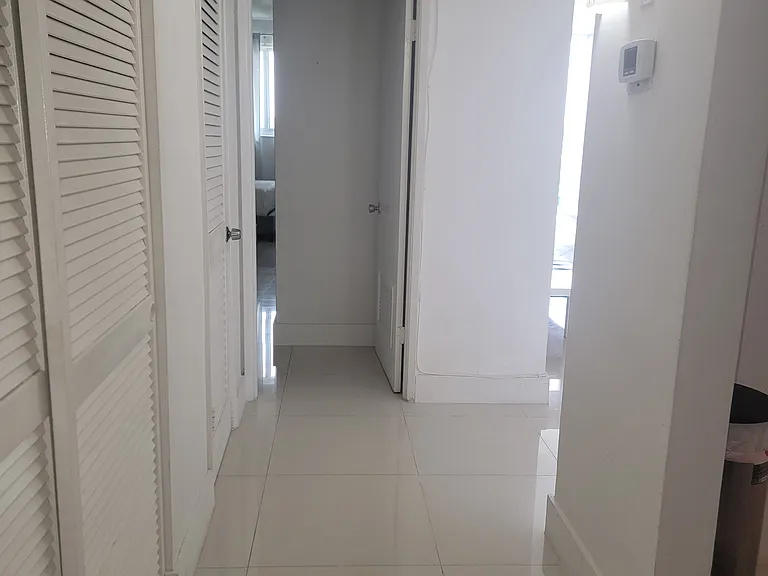 19380 Collins Ave #21 — Photo 2
