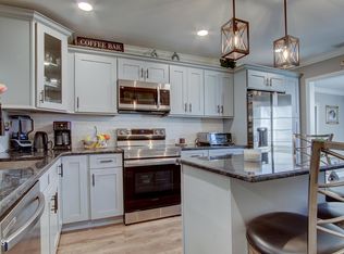 75 William And Mary Sq UNIT B, Freehold, NJ