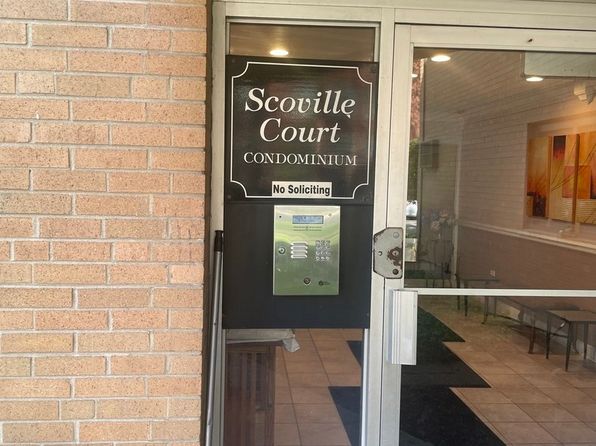 500 Washington Blvd APT 206, Oak Park, IL 60302