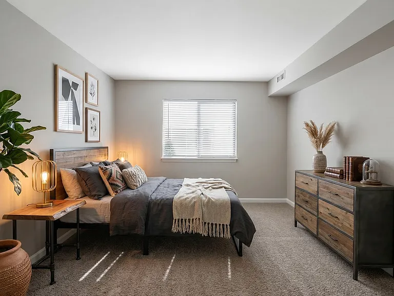 Crescent Oaks — Photo 19