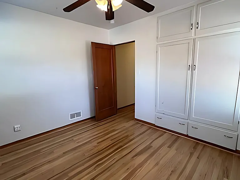 Bedroom 1 - upstairs