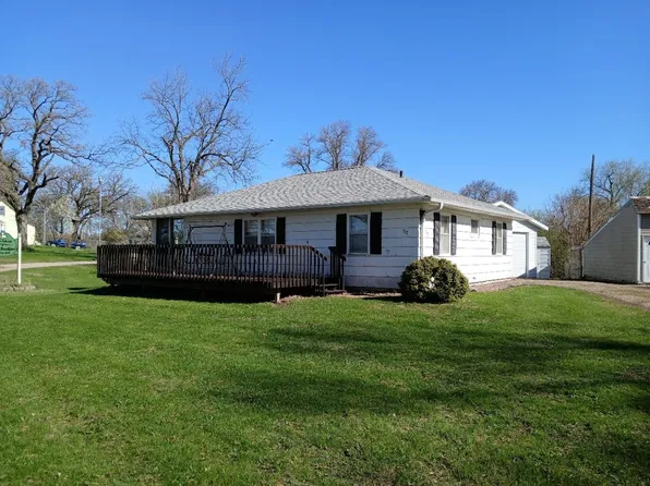 312 Lake Ave, Lake Park, IA 51347